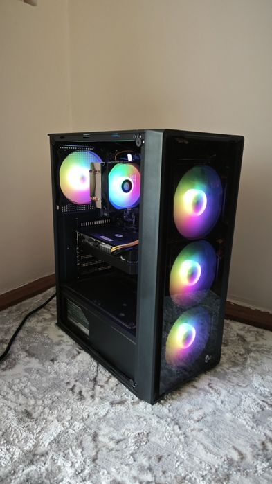 Gaming PC keys / Intel Core i7 / RX 580 / 8GB RAM / 1TB SSD + 500