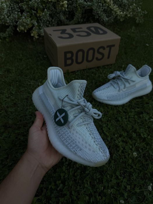 Adidasi Yeezy Cloud White Reflective / Premium / 2026