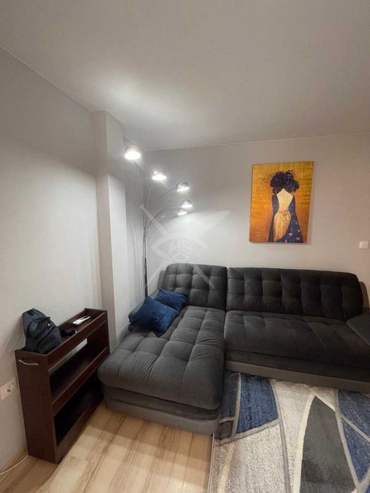 Продава се Двустаен апартамент в Бургас, Възраждане - 78 кв.м за 2116 €/кв.м - Снимка #2