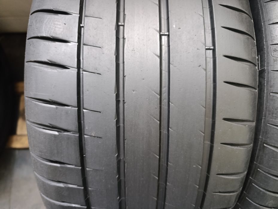 Anvelope de vara 275 40 19 Michelin dot 4920