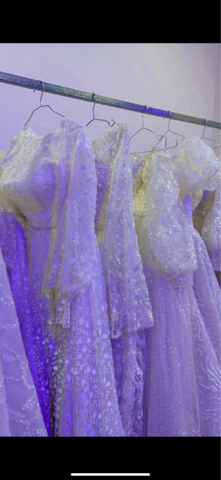 Kelin kuylaklar sotiladi. Holati yaxshi. 400 mingdan 1 yarim miliongac