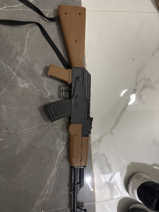 Ойыншық автомат сатылады.