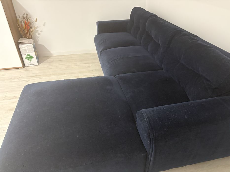 Canapea colțar albastru închis, foarte confortabilă și spațioasă