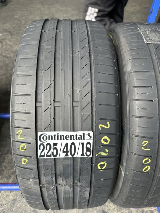 225/40/18 Continental