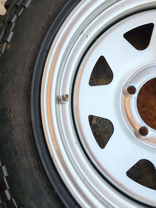 Roti, anvelope Suzuki jimny lada niva..