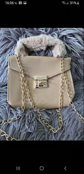 Продавам маркови чанти