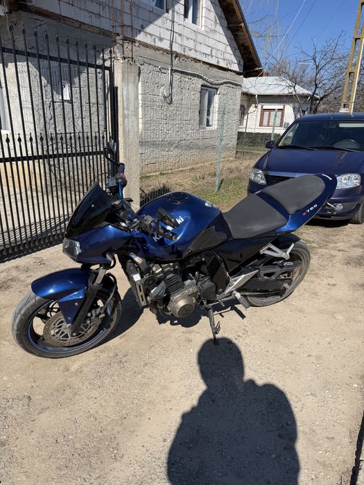 Kawasaki z750 urgent!!