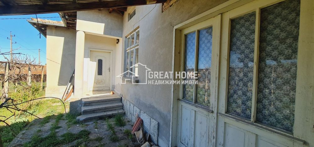 Къща в Търговище, област-с.Острец площ 140 цена 28 121 евро