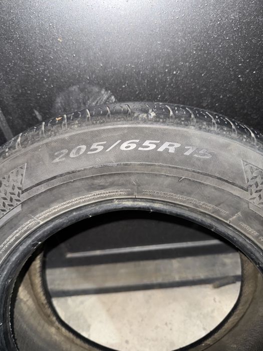 Продаются всесезонные шины AUSTONE R15