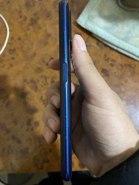 POCO M3 PRO 6/128 talik $199 kelishamiz ikkita chexol bonus