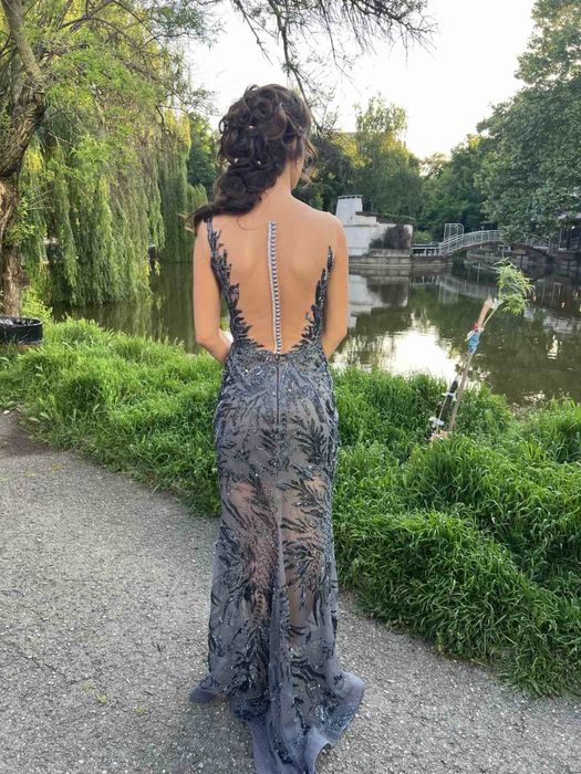 Елегантна Бална Рокля