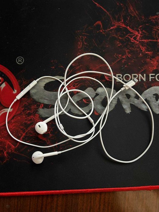 Оригинални слушалки за Iphone