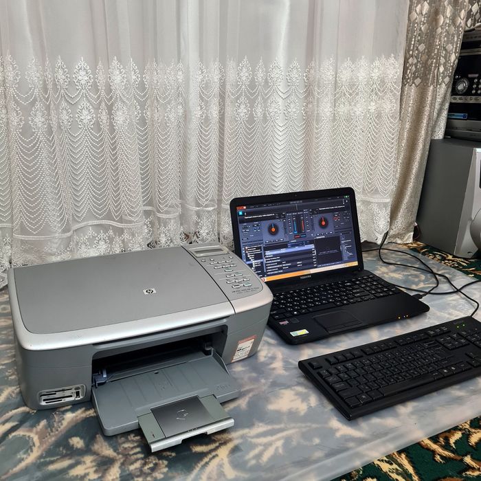 Ноутбук принтер сотилади