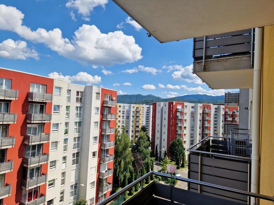 Apartament 3 camere, Avg 3, Decomandat, mobilat, utilat