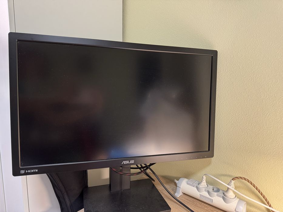 Продам ASUS PB278QR черный