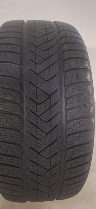 7мм! 2 бр 275 40 18 Pirelli sotozero 3
