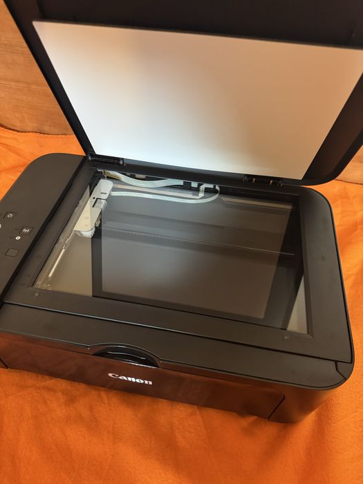 Принтер скенер копирна машина Canon pixma MG3650S