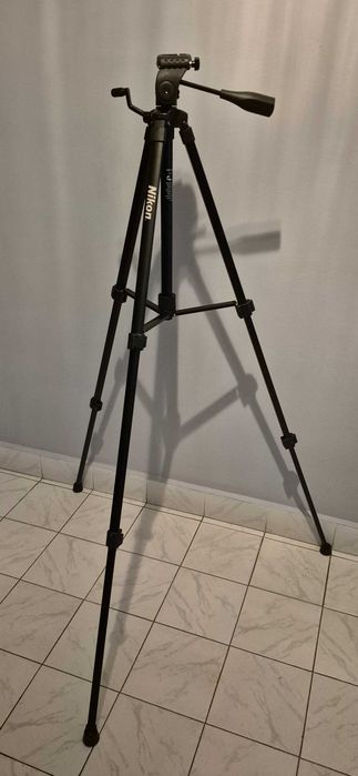 Статив - Трипод  "Nikon"