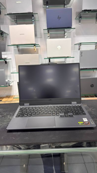 Lenovo Loq Rayzen 5 220