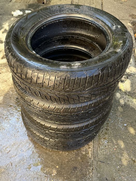 Vand cauciucuri iarna touareg