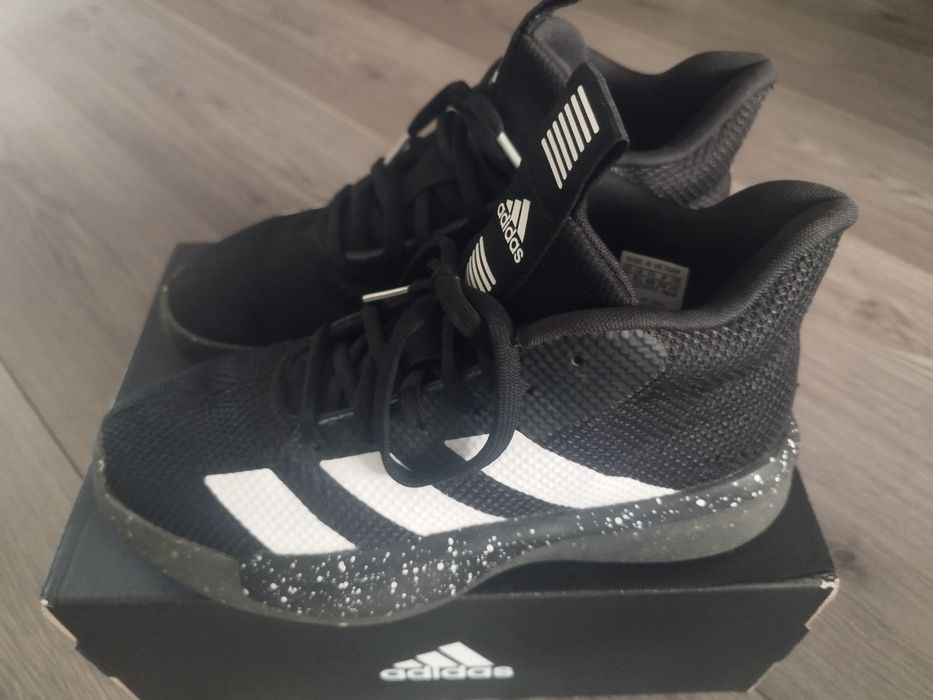 Маратонки ADIDAS