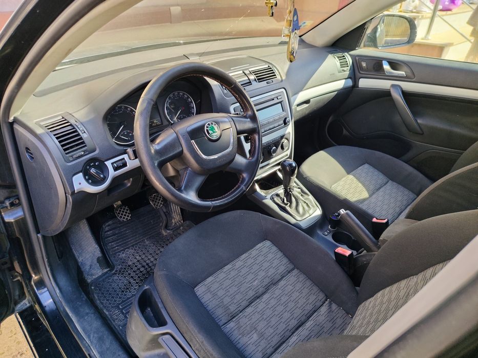 SKODA Octavia 2009 — imagine 4