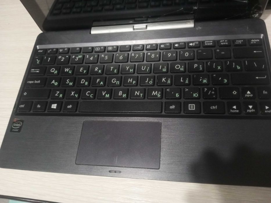 Ноутбук asus на запчасти