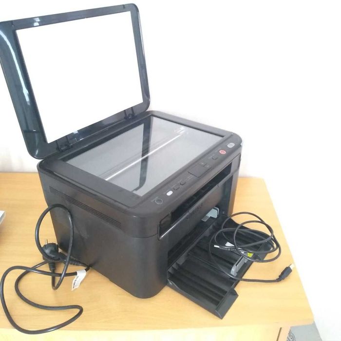 МФУ Samsung SCX-3205 Принтер черно-белый
