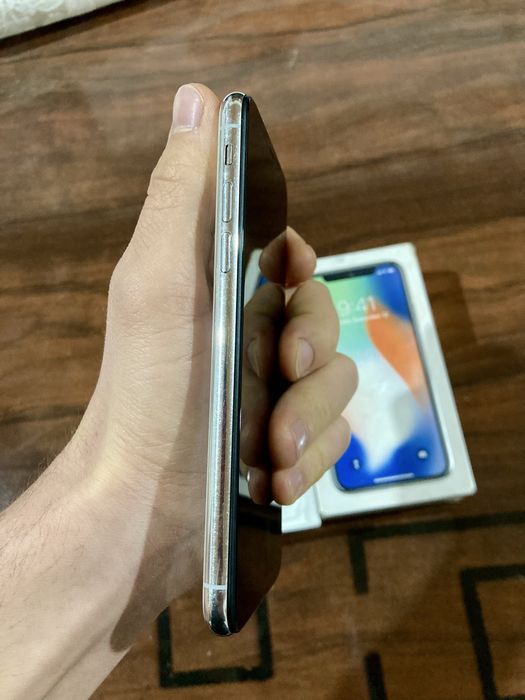 Iphone x 256 gb karopka bor