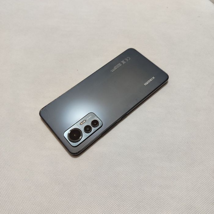 Xiaomi 12 lite sotiladi dadtavka bor