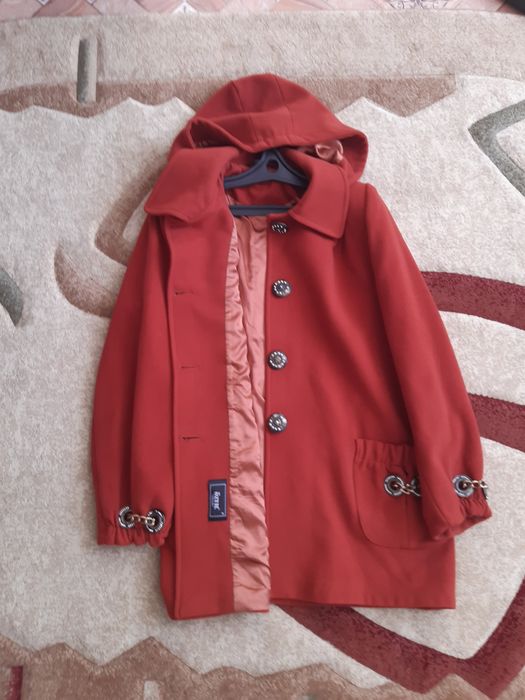 Продам полу пальто