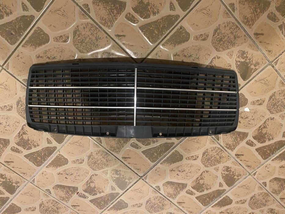 Решетка радиатора Мерседес