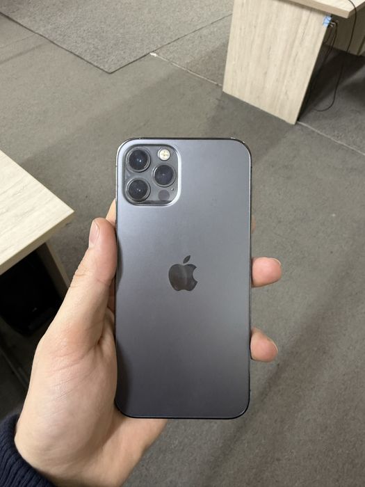 Iphone 12 pro grey, 126gb, 73 yomkost