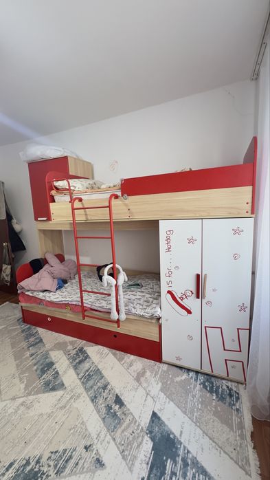 Диван шкаф сатылады.Ватсапқа соғыңыздар