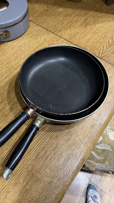 Продам кастрюли сковородки чаша мультиварки