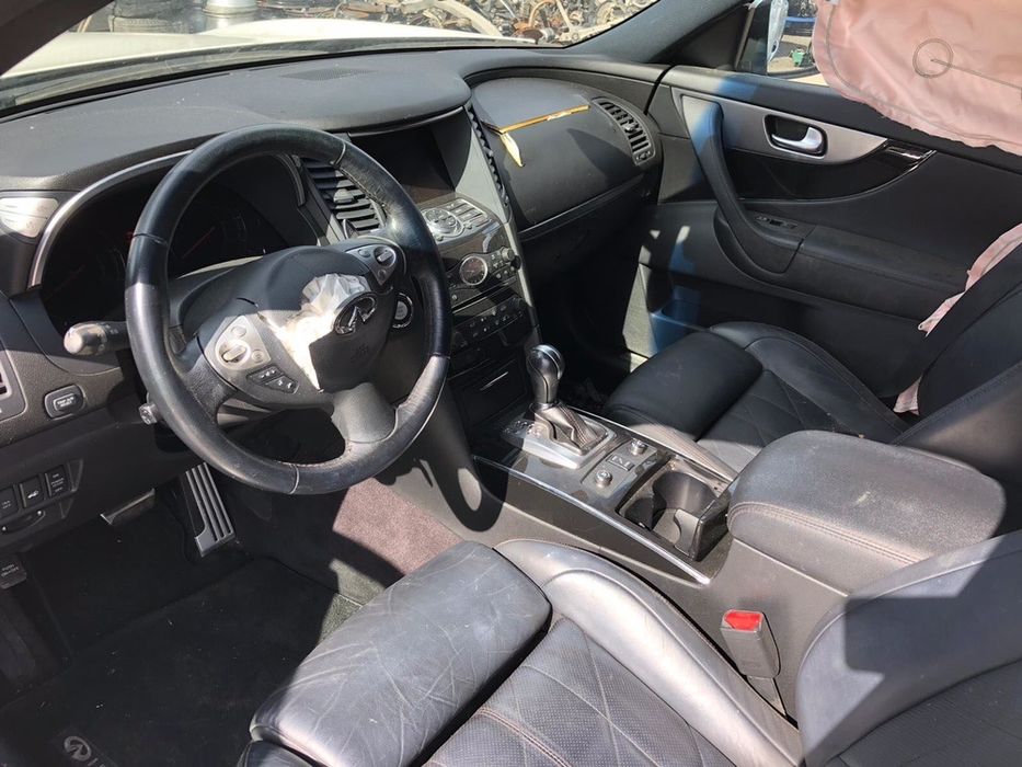 Infiniti Fx 30 3.0 D НА ЧАСТИ
