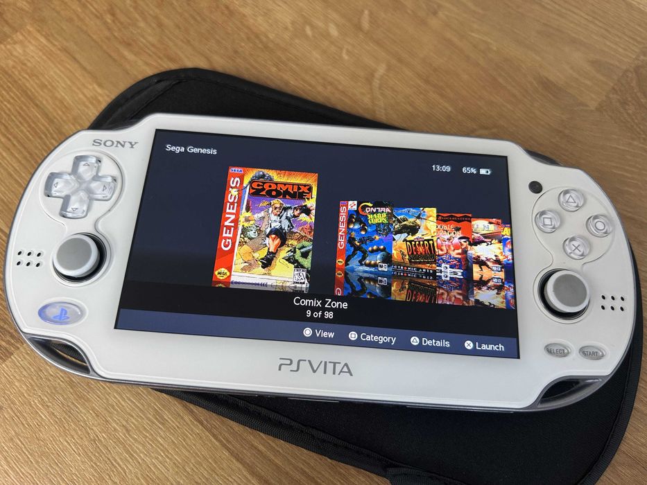 PS Vita OLED Crystal White modată — 128GB, ecran superb | Japonia