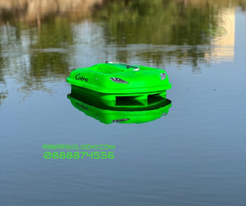 Лодка за захранка COBRA с 3 години гаранция