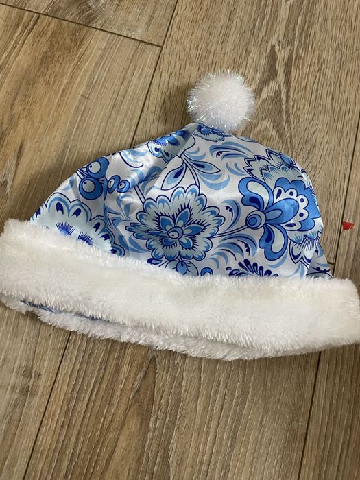 Продаю два костюма снегурочки