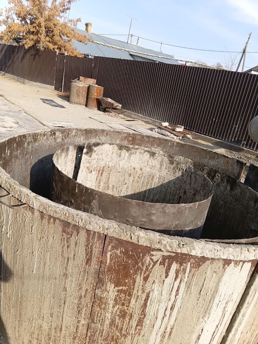 Продам бетономешалку и формочки