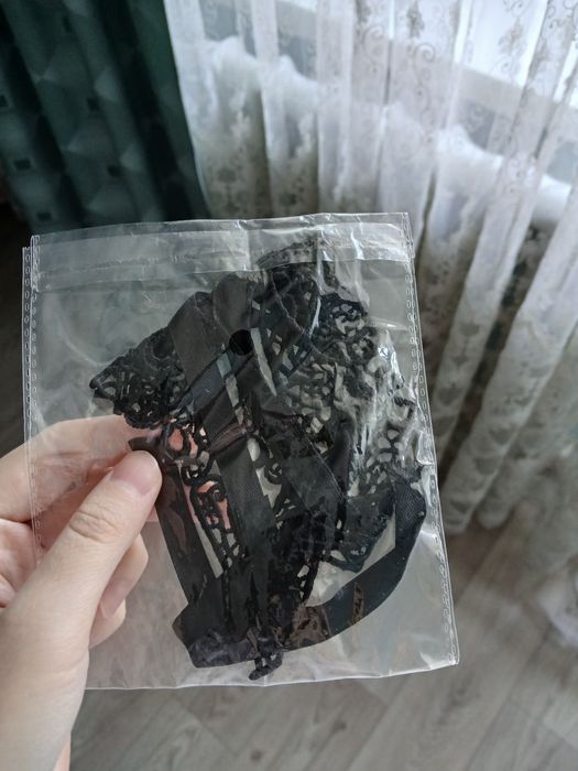 Продам карнавальную маску для лица