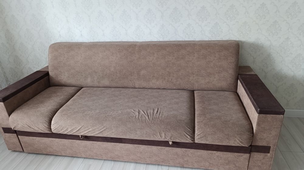 Продам диван б/у