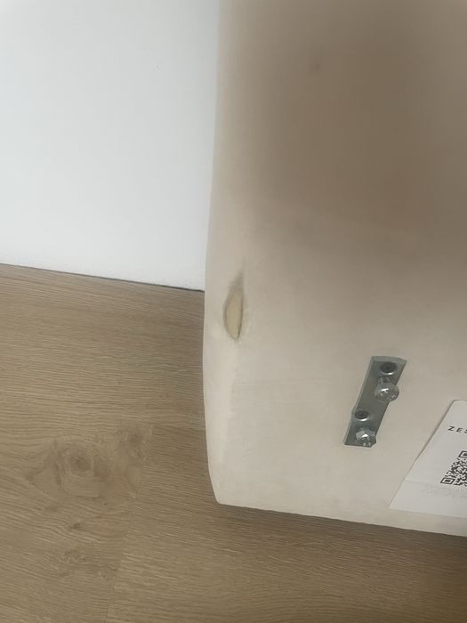 Vand capat pat catifea