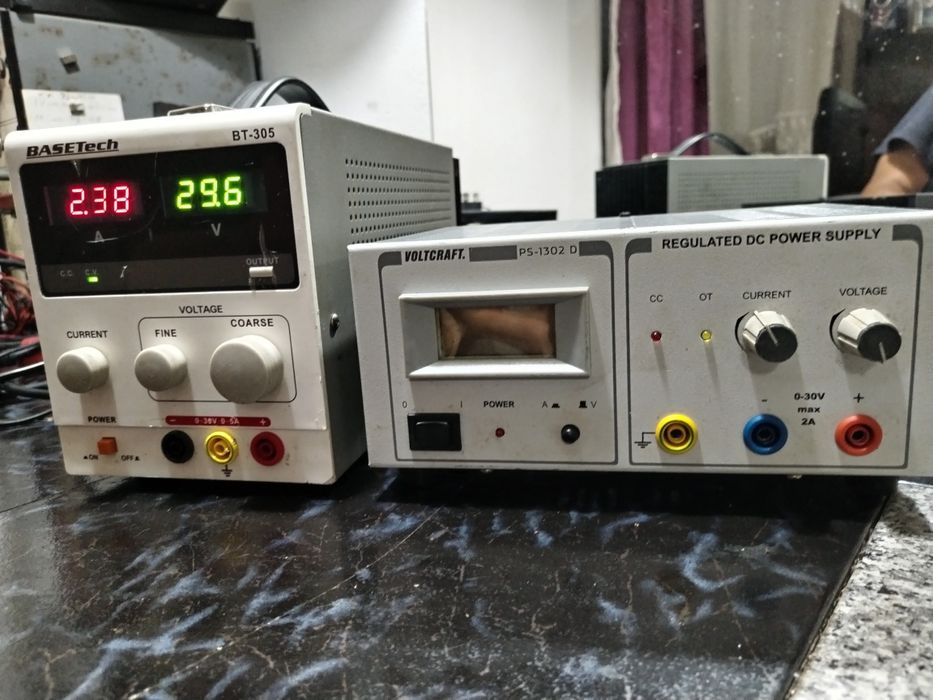 Sursa Voltcraft PS 1302d