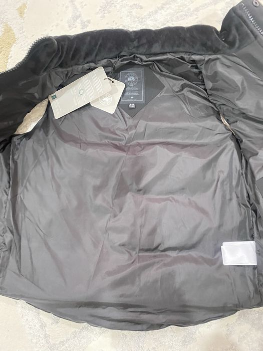 Безрукавка Canada Goose оригинал