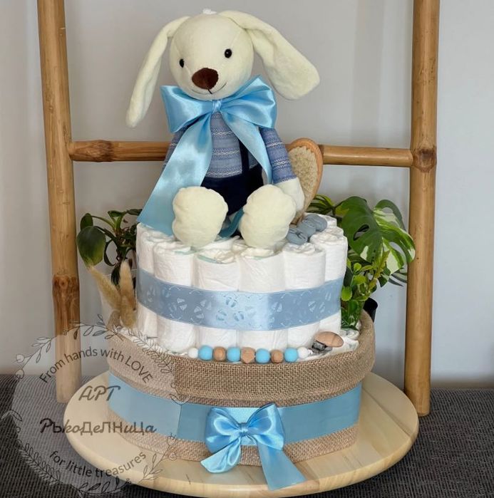 Торти от памперси на 2 етажа от “АРТ Ръкоделница”