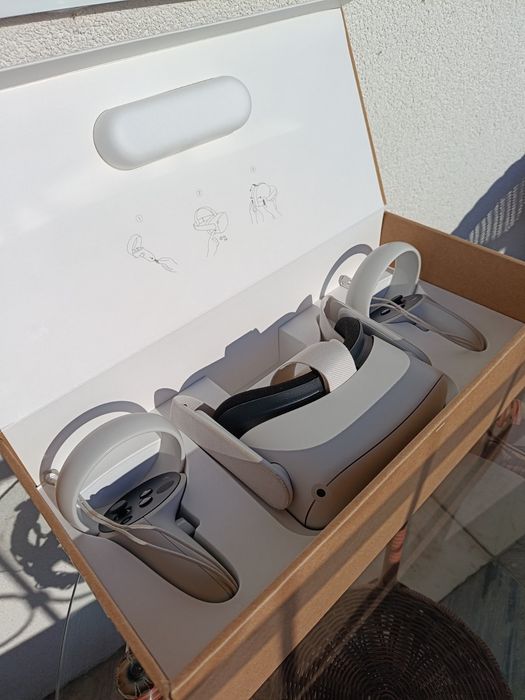 VR очила Meta Quest 2 256GB с KIWI аксесоари  Като НОВ