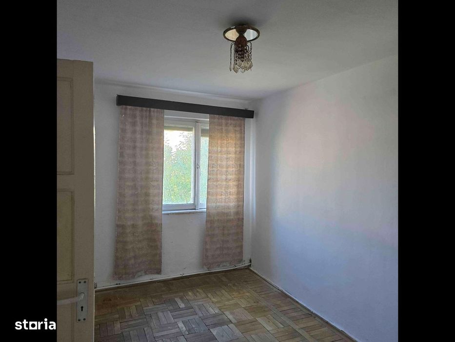 Garsonieră Hunedoara.