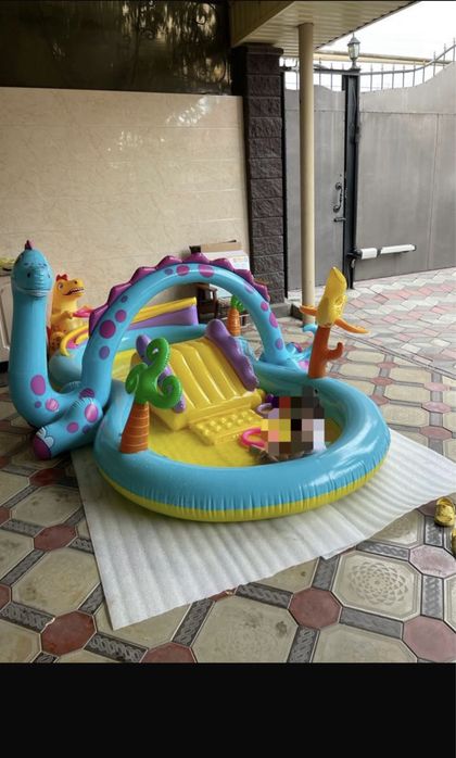 Продам десткий бассейн