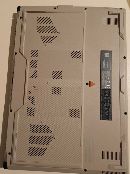 Asus TUF Gaming A16 Advantage edition